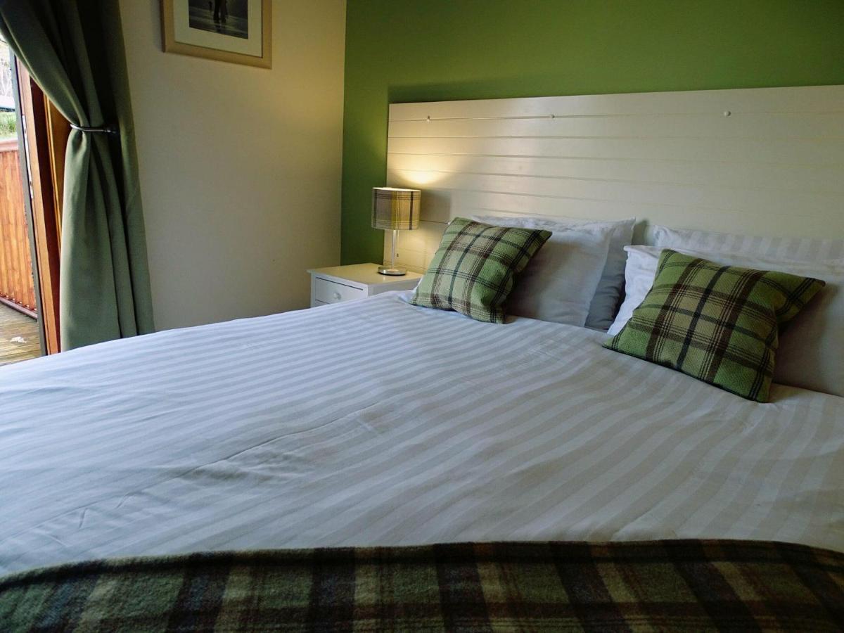 The Chlachain Inn Mallaig Exterior photo